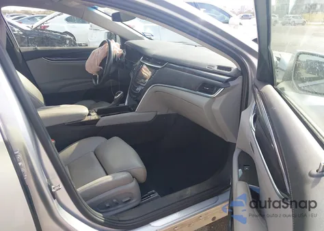 2014 Cadillac Xts Luxury from USA, damaged, VIN 2G61M5S32E9244777